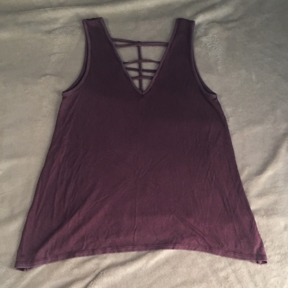 American Eagle Ribbed Maroon Tank Top!